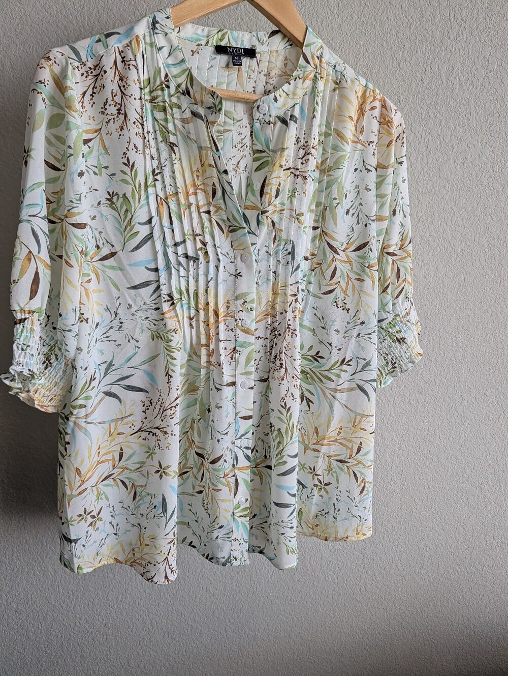 NYDJ White Botanical Pintuck Peasant Blouse